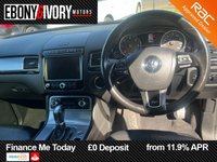 USED 2015 15 VOLKSWAGEN TOUAREG 3.0 TDI V6 BlueMotion Tech R-Line SUV 5dr Diesel Tiptronic 4WD Euro 6 (s/s) (262 ps) FULL SERVICE HISTORY 2 KEYS BOOK PACK SERVICED AS REQUIRED AND 1 YEAR MOT WITHIN THE SALE