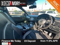 USED 2015 15 VOLKSWAGEN TOUAREG 3.0 TDI V6 BlueMotion Tech R-Line SUV 5dr Diesel Tiptronic 4WD Euro 6 (s/s) (262 ps) FULL SERVICE HISTORY 2 KEYS BOOK PACK SERVICED AS REQUIRED AND 1 YEAR MOT WITHIN THE SALE