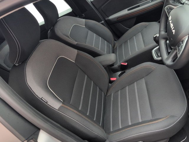 USED 2023 23 Dacia Sandero Stepway 1.0 Tce Journey Hatchback 5dr BI Fuel Manual Euro 6 (s/S) (100 Ps) Air Conditioning+tinted Windows