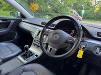 USED 2014 14 VOLKSWAGEN PASSAT 1.6 TDI BlueMotion Tech Executive Estate 5dr Diesel Manual Euro 5 (s/s) (105 ps) 