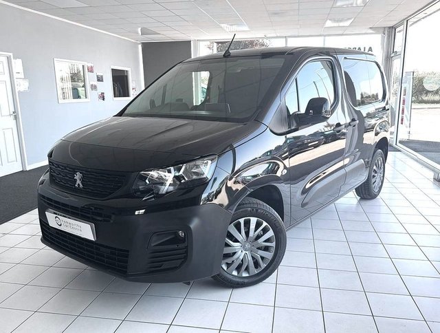 2022 72 Peugeot Partner 1.5 BlueHDi 1000 Professional Premium Standard 5dr Diesel Manual SWB Euro 6 (100 bhp)