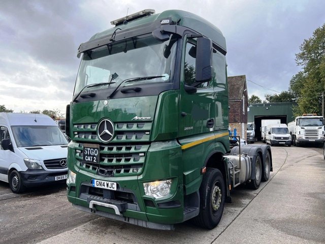 View our MERCEDES-BENZ AROCS