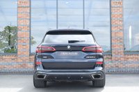 USED 2019 19 BMW X5 3.0 M50d SUV 5dr Diesel Auto xDrive Euro 6 (s/s) (400 ps) PAN ROOF / COMF & TECH PACKS