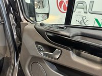 USED 2021 21 FORD TRANSIT CUSTOM 2.0 320 EcoBlue Limited Crew Van Double Cab 5dr Diesel Manual L2 H1 Euro 6 (s/s) (6 Seat) (130 ps) 2 keys, SH, reverse camera, NAV, AC