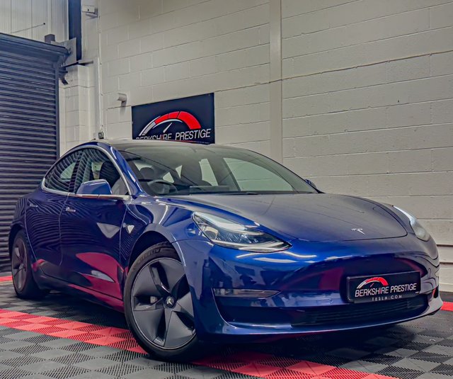2020 20 Tesla Model 3 (Dual Motor) Long Range Saloon 4dr Electric Auto 4WDE (346 ps)