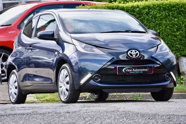 2014 64 Toyota Aygo 1.0 VVT-i x-play Hatchback 3dr Petrol Manual Euro 5 Euro 5 (68 ps)