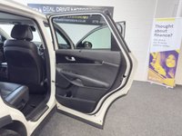 USED 2016 16 KIA SORENTO 2.2 CRDi KX-4 SUV 5dr Diesel Auto AWD Euro 6 (197 bhp) 7 Seats | AWD | Leather