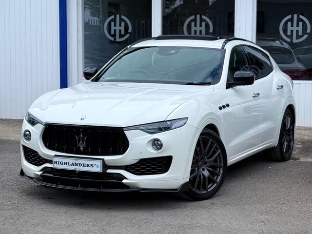 2017 17 Maserati Levante 3.0D V6 BLACK PACK BODY KIT PANORAMIC ROOF SAT NAV CAMERA LEATHER SUV 5DR DIESEL ZF 4WD EURO 6 (S/S) (275 PS)