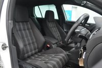 USED 2009 59 VOLKSWAGEN GOLF 2.0 TDI GTD Hatchback 5dr Diesel Manual Euro 5 (170 ps) Reverse Camera, Park Assist, Satellite Navigation