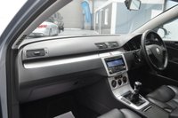 USED 2009 09 VOLKSWAGEN PASSAT 2.0 TDI Highline Estate 5dr Diesel Manual Euro 5 (110 ps) Cruise Control, Heated Leather Seats, Low Mileage