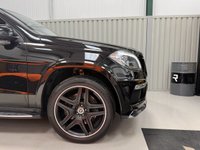 USED 2015 65 MERCEDES-BENZ GL CLASS 3.0 GL350 V6 BlueTEC AMG Sport SUV 5dr Diesel G-Tronic+ 4WD Euro 6 (s/s) (258 ps) Fantastic Service History