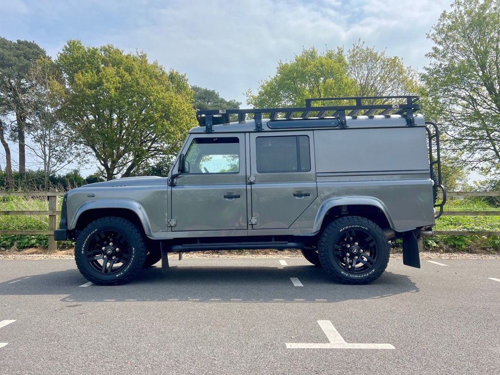 USED 2014 64 LAND ROVER DEFENDER 110 XS 2.2 TDCi // URBAN TRUCK // 5dr // Diesel // Manual // 4WD // MWB Euro 5 (122 ps) // px swap 