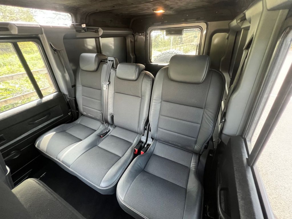USED 2014 64 LAND ROVER DEFENDER 110 XS 2.2 TDCi // URBAN TRUCK // 5dr // Diesel // Manual // 4WD // MWB Euro 5 (122 ps) // px swap 