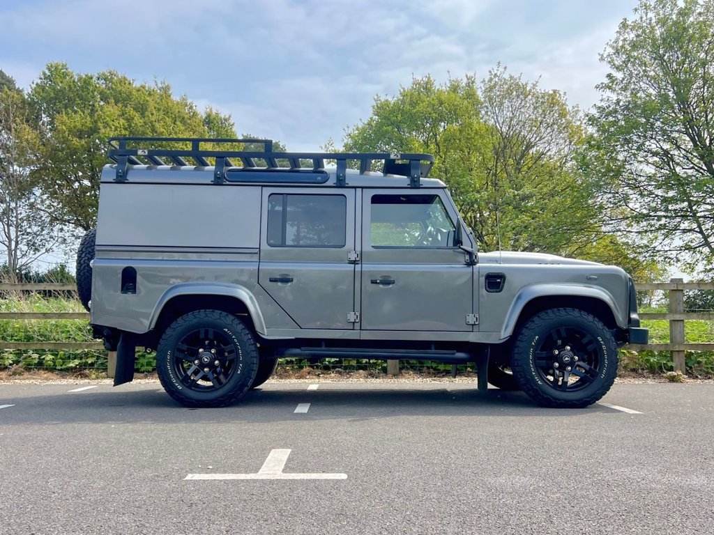USED 2014 64 LAND ROVER DEFENDER 110 XS 2.2 TDCi // URBAN TRUCK // 5dr // Diesel // Manual // 4WD // MWB Euro 5 (122 ps) // px swap 
