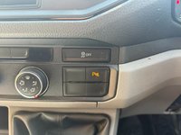 USED 2020 20 VOLKSWAGEN CRAFTER 2.0 TDI CR35 Trendline GLAZIER VAN Panel FWD MWB Euro 6  (140 ps) 