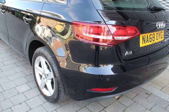 2018 AUDI A3 - Photo 10