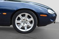 USED 2000 JAGUAR XK8 CONVERTIBLE 4.0 Convertible 2dr Petrol Automatic (284 g/km, 290 bhp) ***128 AA POINT CHECK ***