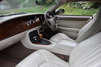 USED 2000 JAGUAR XK8 CONVERTIBLE 4.0 Convertible 2dr Petrol Automatic (284 g/km, 290 bhp) ***128 AA POINT CHECK ***