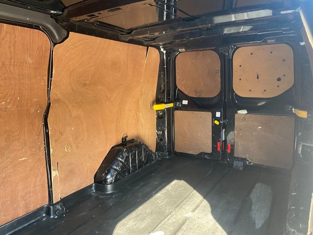 2019 Ford Transit Custom 2L Limited 5dr - Photo 5