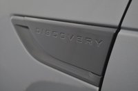USED 2018 18 LAND ROVER DISCOVERY 3.0 TD V6 SE SUV 5dr Diesel Auto 4WD Euro 6 (s/s) (258 ps) &pound;5k+ Extras, Panoramic Roof, Apple CarPlay