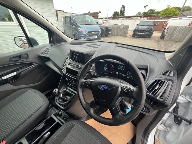 2020 Ford Transit Connect 1.5L Trend 6dr - Photo 10