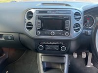 USED 2014 14 VOLKSWAGEN TIGUAN 2.0 TDI BlueMotion Tech Match SUV 5dr Diesel Manual 2WD Euro 5 (s/s) (140 ps) 