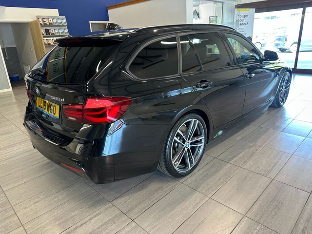 2019 BMW 3 Series 2L M Sport Shadow Edition 5dr - Photo 7