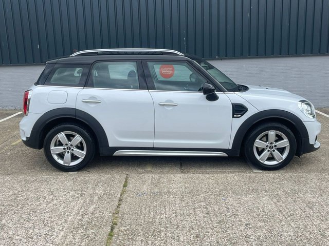 2017 17 MINI Countryman 1.5 Cooper SUV 5dr Petrol Manual Euro 6 (s/s) (136 ps)