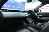 USED 2020 20 LAND ROVER RANGE ROVER VELAR 2.0 D180 R-Dynamic SE SUV 5dr Diesel Auto 4WD Euro 6 (s/s) (180 ps) 20 INCH ALLOYS - PANORAMIC ROOF