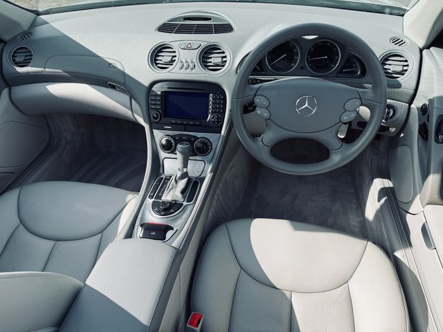View our MERCEDES-BENZ SL