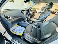 USED 2017 66 HYUNDAI SANTA FE 2.2 CRDi Blue Drive Wiggins Edition SUV 5dr Diesel Auto 4WD Euro 6 (s/s) (7 Seat) (200 ps) PANROOF SATNAV VENTED SEATS