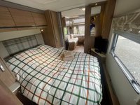 USED COACHMAN VIP 575 