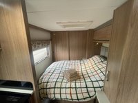 USED COACHMAN VIP 575 