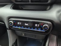 USED 2022 22 Toyota Yaris 1.5 Vvt-H Launch Edition Hatchback 5dr Petrol Hybrid E-Cvt Euro 6 (s/S) (116 Ps) -Apple Carplay + Air Conditioning-