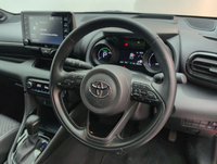 USED 2022 22 Toyota Yaris 1.5 Vvt-H Launch Edition Hatchback 5dr Petrol Hybrid E-Cvt Euro 6 (s/S) (116 Ps) -Apple Carplay + Air Conditioning-