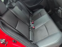 USED 2022 22 Toyota Yaris 1.5 Vvt-H Launch Edition Hatchback 5dr Petrol Hybrid E-Cvt Euro 6 (s/S) (116 Ps) -Apple Carplay + Air Conditioning-