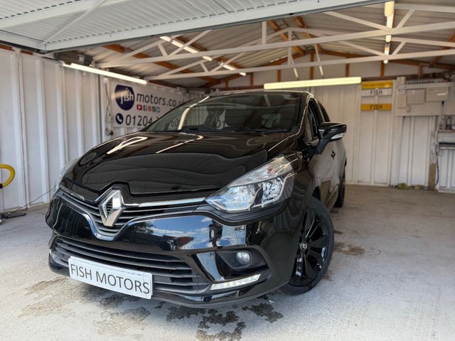 View our Renault Clio 1.5 dCi Iconic Hatchback 5dr Diesel Manual Euro 6 (s/s) (90 ps)+2 KEYS+HISTORY+MEDIA+NAVIGATION+ALLOYS+APPS+PARK SENSORS+PRIVACY+