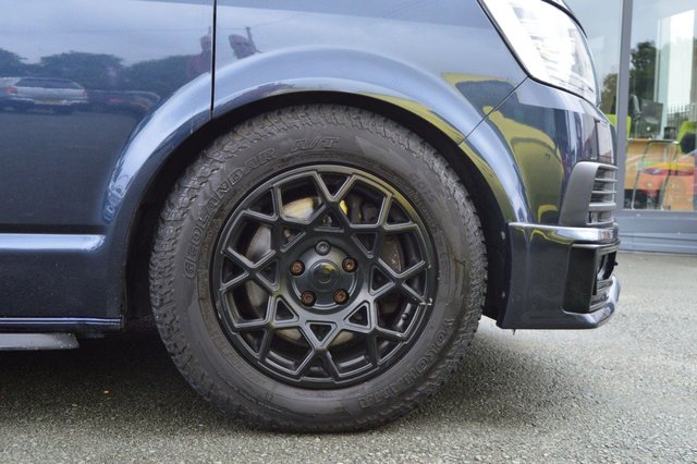 2019 VOLKSWAGEN TRANSPORTER 2.0 BiTDI T32 POP UP ROOF CONVERSION 4 berth campervan AMAZING SPEC 4dr DSG 4Motion SWB Euro 6 (s/s) (204 ps) - Photo 9