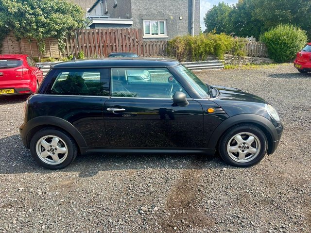 2010 MINI HATCH - Photo 6