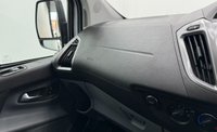 USED 2015 15 FORD TRANSIT CUSTOM 2.2 TDCi 330 Trend Kombi 5dr Diesel Manual L2 H1 (197 g/km, 153 bhp) 