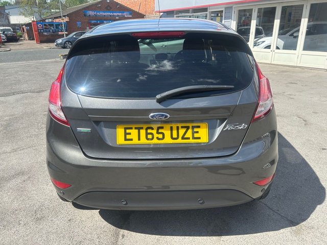 2016 FORD FIESTA 1.0T EcoBoost Zetec Hatchback 5dr Petrol Manual Euro 6 (s/s) (100 ps) - Photo 8