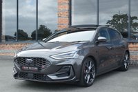 USED 2023 23 FORD FOCUS 2.3T EcoBoost ST Hatchback 5dr Petrol Auto Euro 6 (s/s) (280 ps) PAN ROOF / HEAD UP / PERF PACK