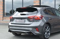USED 2023 23 FORD FOCUS 2.3T EcoBoost ST Hatchback 5dr Petrol Auto Euro 6 (s/s) (280 ps) PAN ROOF / HEAD UP / PERF PACK