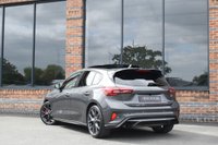 USED 2023 23 FORD FOCUS 2.3T EcoBoost ST Hatchback 5dr Petrol Auto Euro 6 (s/s) (280 ps) PAN ROOF / HEAD UP / PERF PACK