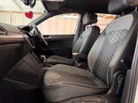 USED 2021 VOLKSWAGEN TIGUAN 1.5 TSI R-Line SUV 5dr Petrol DSG Euro 6 (s/s) (150 ps)+2021 REGISTERED+1 FORMER KEEPER+2 KEYS+MEDIA+NAVIGATION+DIGITAL COCKPIT+BLUETOOTH+USB+AUX+DAB+APPS+ 1 FORMER KEEPER+REAR SENSORS+HALF LEATHER HEATED SEATS+ALLOYS+DIGIDASH+HEATED STEERING WHEEL+APPLECARPLAY+AUTOMATIC+BLUETOOTH+AUTOHOLD+AIRCON+NAV+CRUISE+CLIMATE+HPI CLEAR