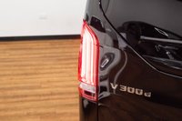 USED 2022 72 MERCEDES-BENZ V-CLASS 2.0 V300d AMG Line XLWB 