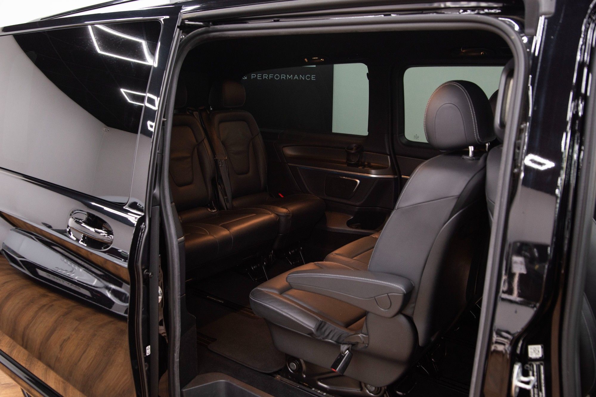 USED 2022 72 MERCEDES-BENZ V-CLASS 2.0 V300d AMG Line XLWB 