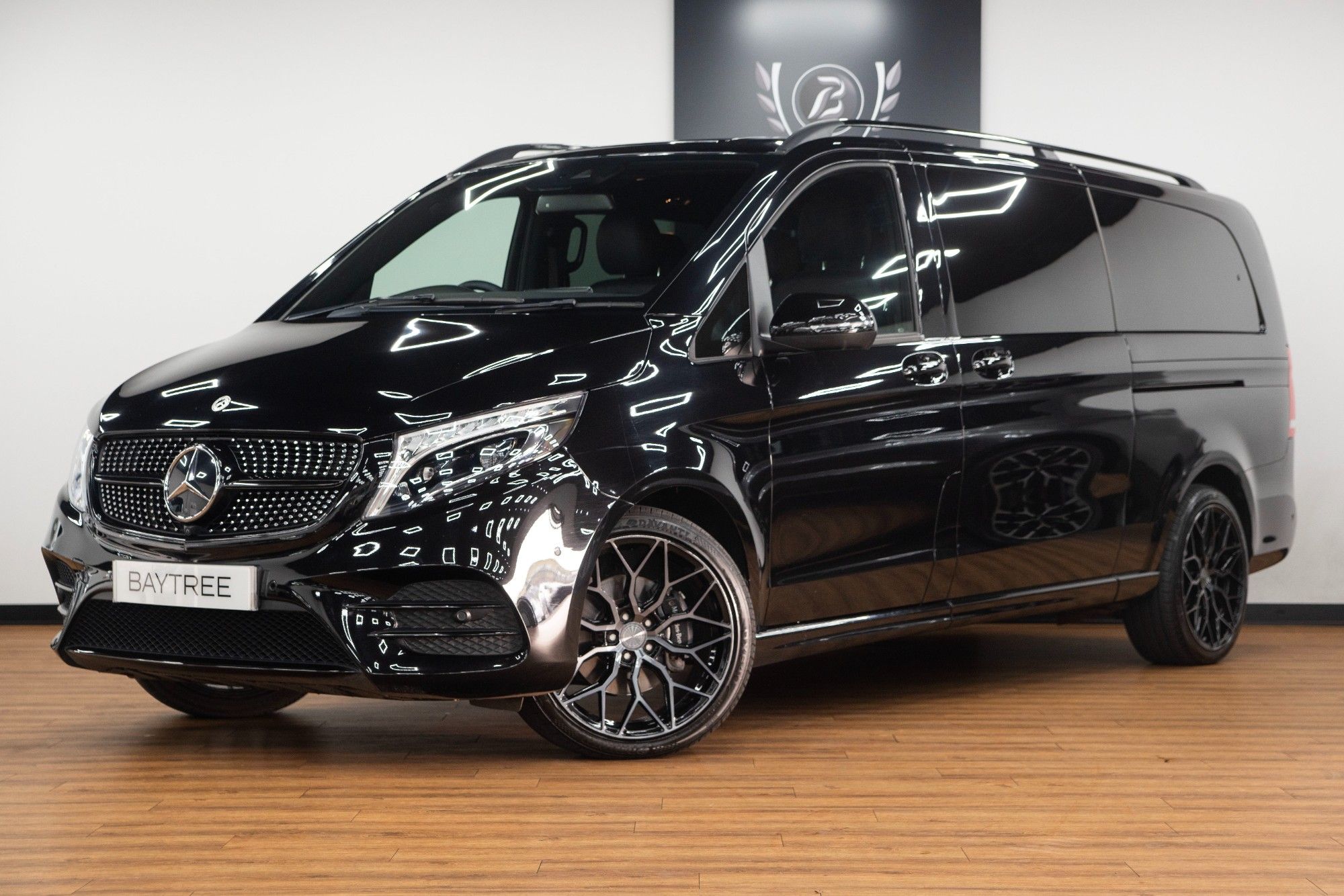 USED 2022 72 MERCEDES-BENZ V-CLASS 2.0 V300d AMG Line XLWB 