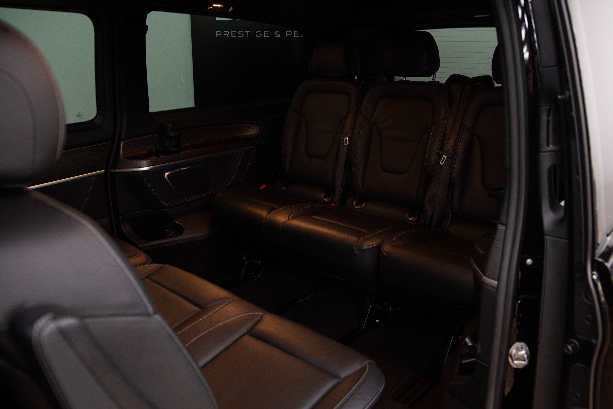USED 2022 72 MERCEDES-BENZ V-CLASS 2.0 V300d AMG Line XLWB 