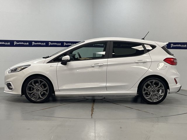 2019 FORD FIESTA - Photo 2
